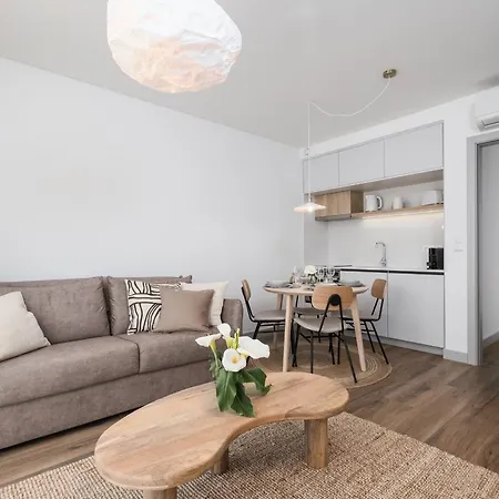 Monaco & Garden Apartment *