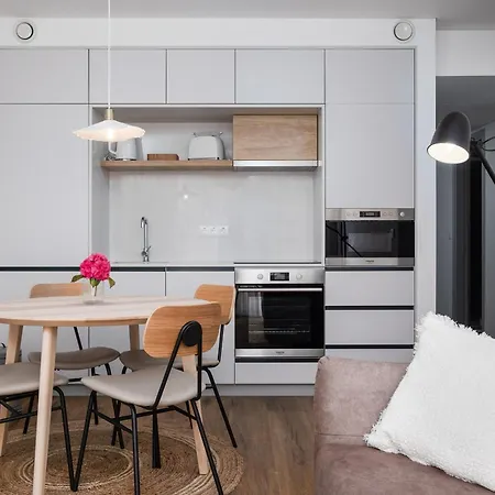 Monaco & Garden شقة *